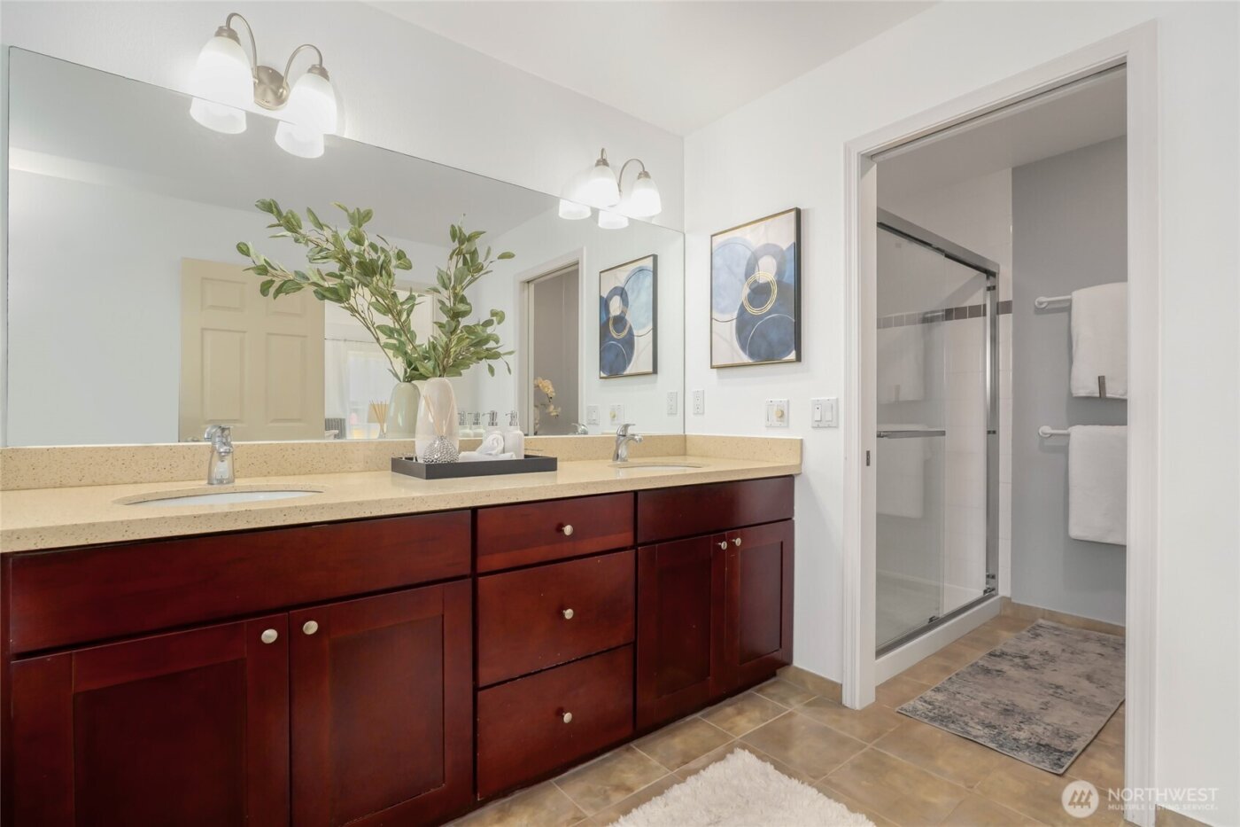 15920 NE 51st St , Redmond, WA 98052