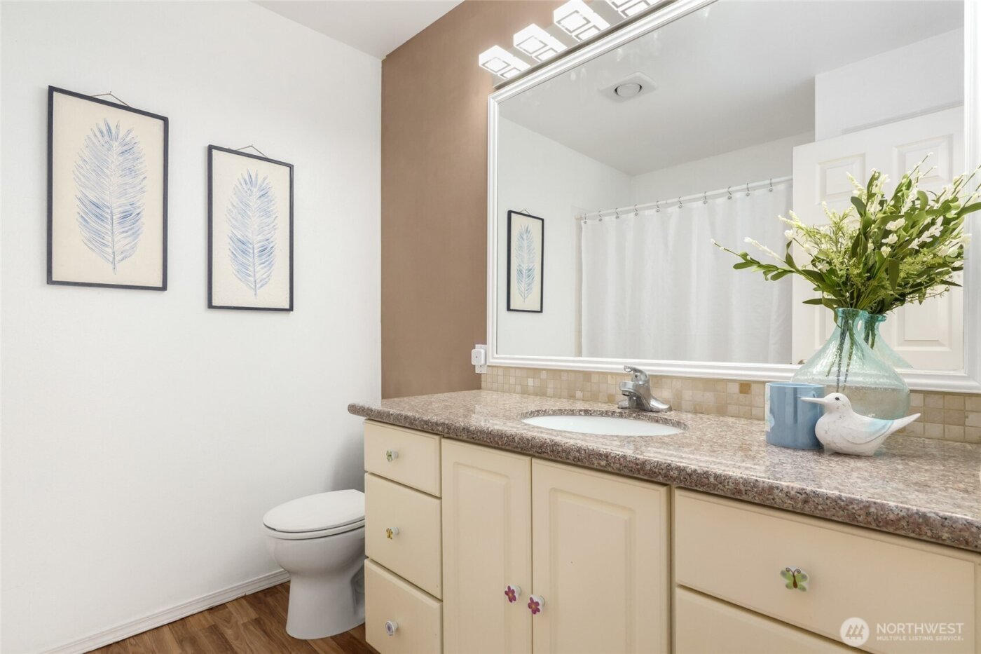 15920 NE 51st St , Redmond, WA 98052