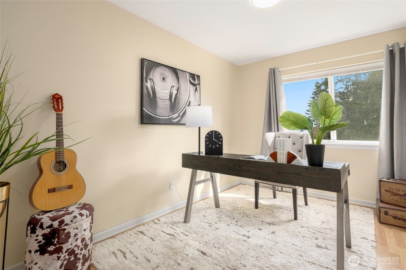 15920 NE 51st St , Redmond, WA 98052