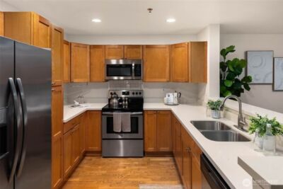 3520 Lake Washington Boulevard SE ##105, Bellevue, WA 98006 - Photo 11