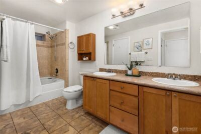 3520 Lake Washington Boulevard SE ##105, Bellevue, WA 98006 - Photo 18