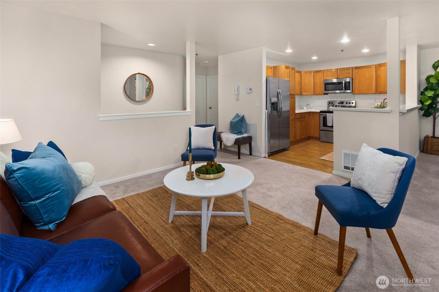 3520 Lake Washington Boulevard SE ##105, Bellevue, WA 98006