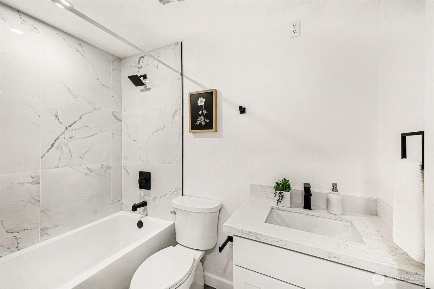 27831 SE 196th Place , Maple Valley, WA 98038