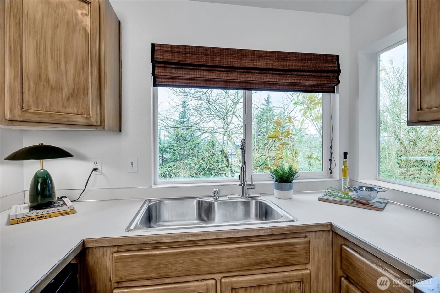 1915 11th Avenue S, Seattle, WA 98134