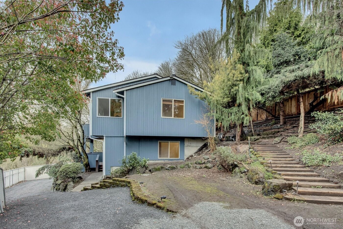 1915 11th Avenue S, Seattle, WA 98134