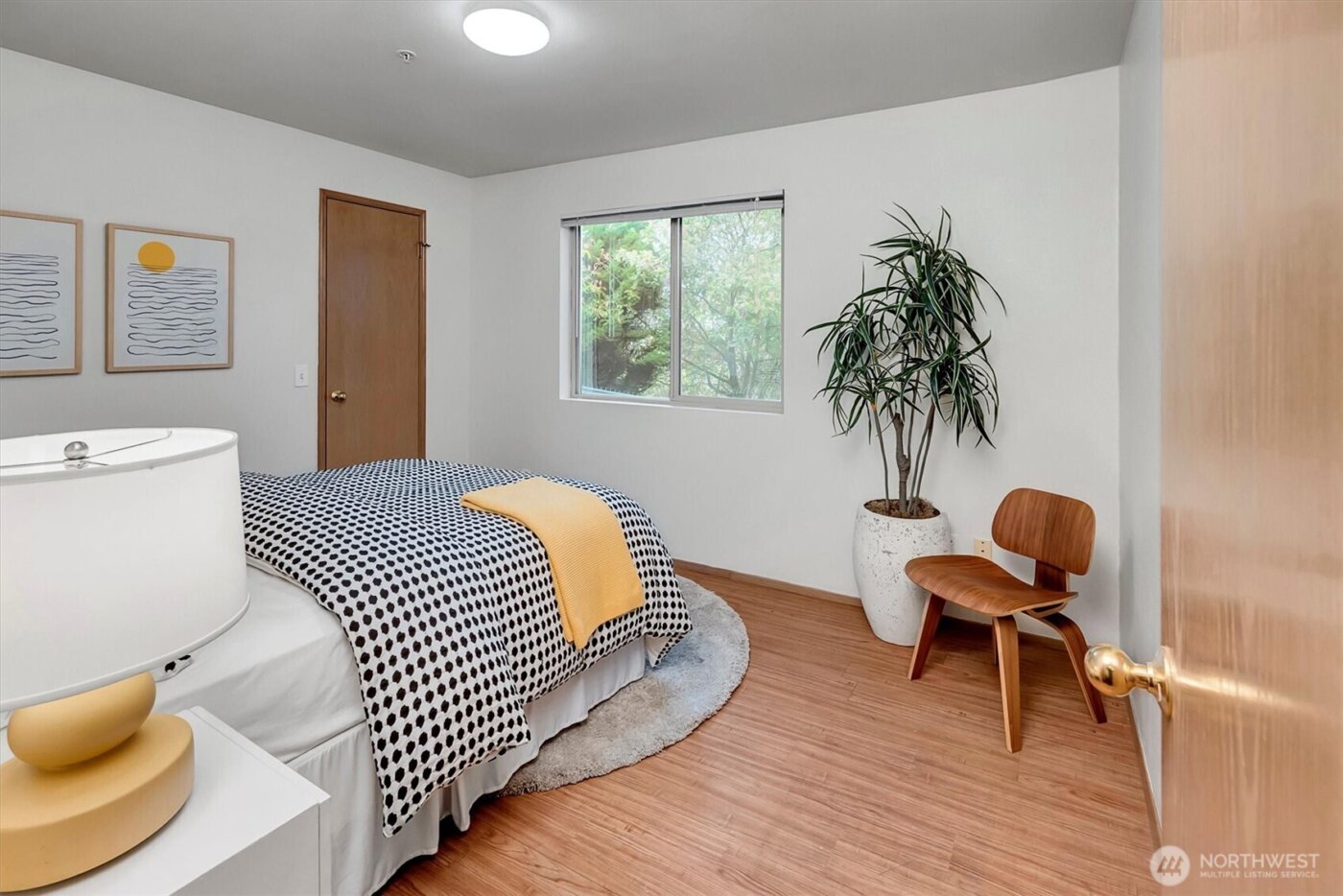 1915 11th Avenue S, Seattle, WA 98134