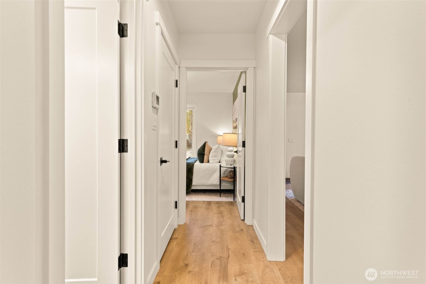 935 A NW 61st Street , Seattle, WA 98107