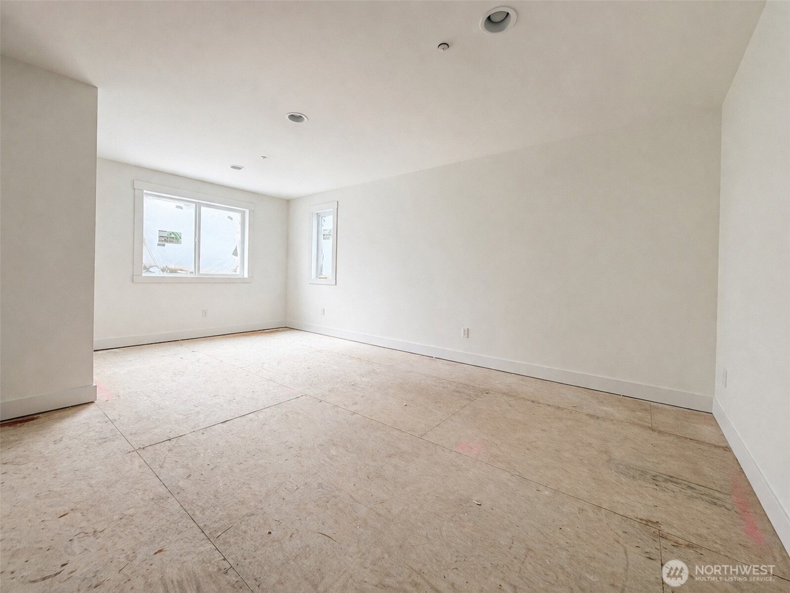 16933 32nd Avenue E, Tacoma, WA 98446