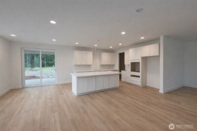 16933 32nd Avenue E, Tacoma, WA 98446 - Photo 5