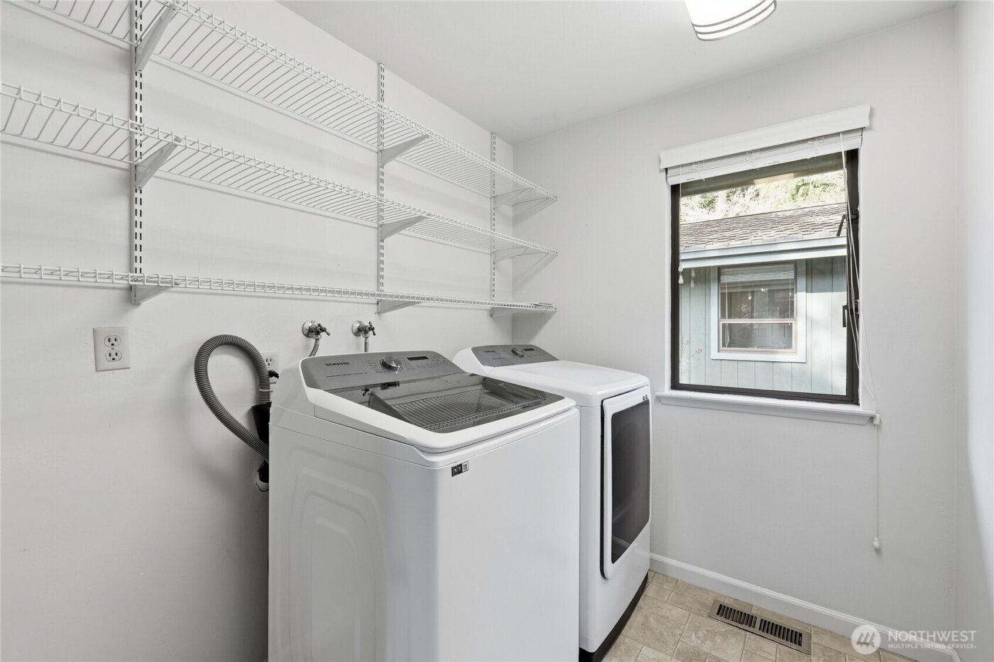 351 Windship Drive , Port Townsend, WA 98368