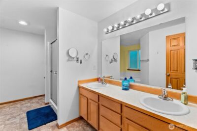 70 E Capital Peak Drive , Shelton, WA 98584 - Photo 13