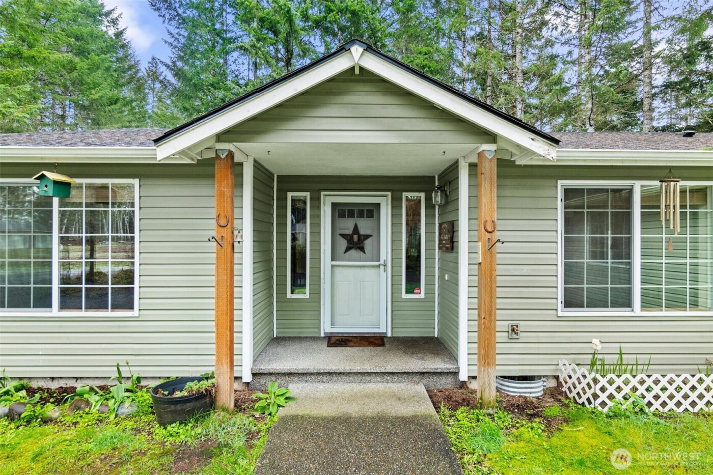 70 E Capital Peak Drive , Shelton, WA 98584