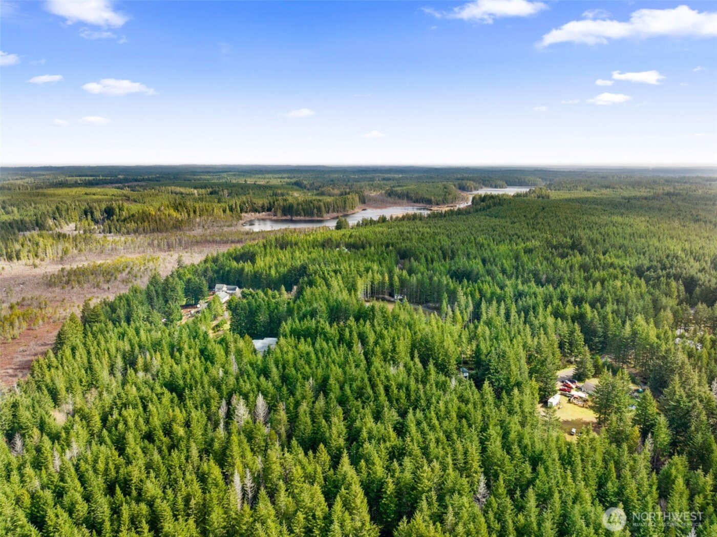 70 E Capital Peak Drive , Shelton, WA 98584