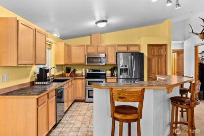 70 E Capital Peak Drive , Shelton, WA 98584 - Photo 8
