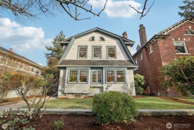 5230 16th Avenue NE, Seattle, WA 98105