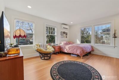 5230 16th Avenue NE, Seattle, WA 98105 - Photo 10