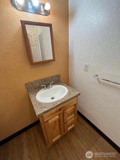 713 N Tower Avenue #A/B, Centralia, WA 98531 - Photo 12