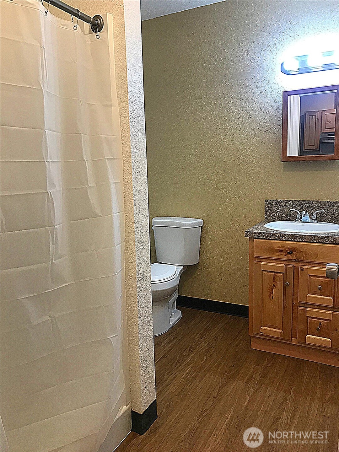 713 N Tower Avenue #A/B, Centralia, WA 98531