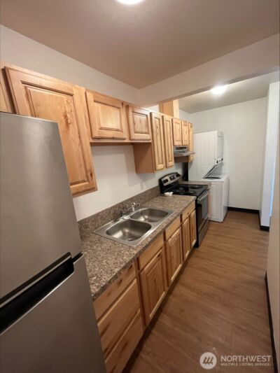 713 N Tower Avenue #A/B, Centralia, WA 98531 - Photo 9