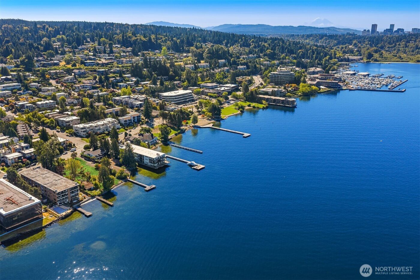 6211 Lake Washington Boulevard NE, Kirkland, WA 98033