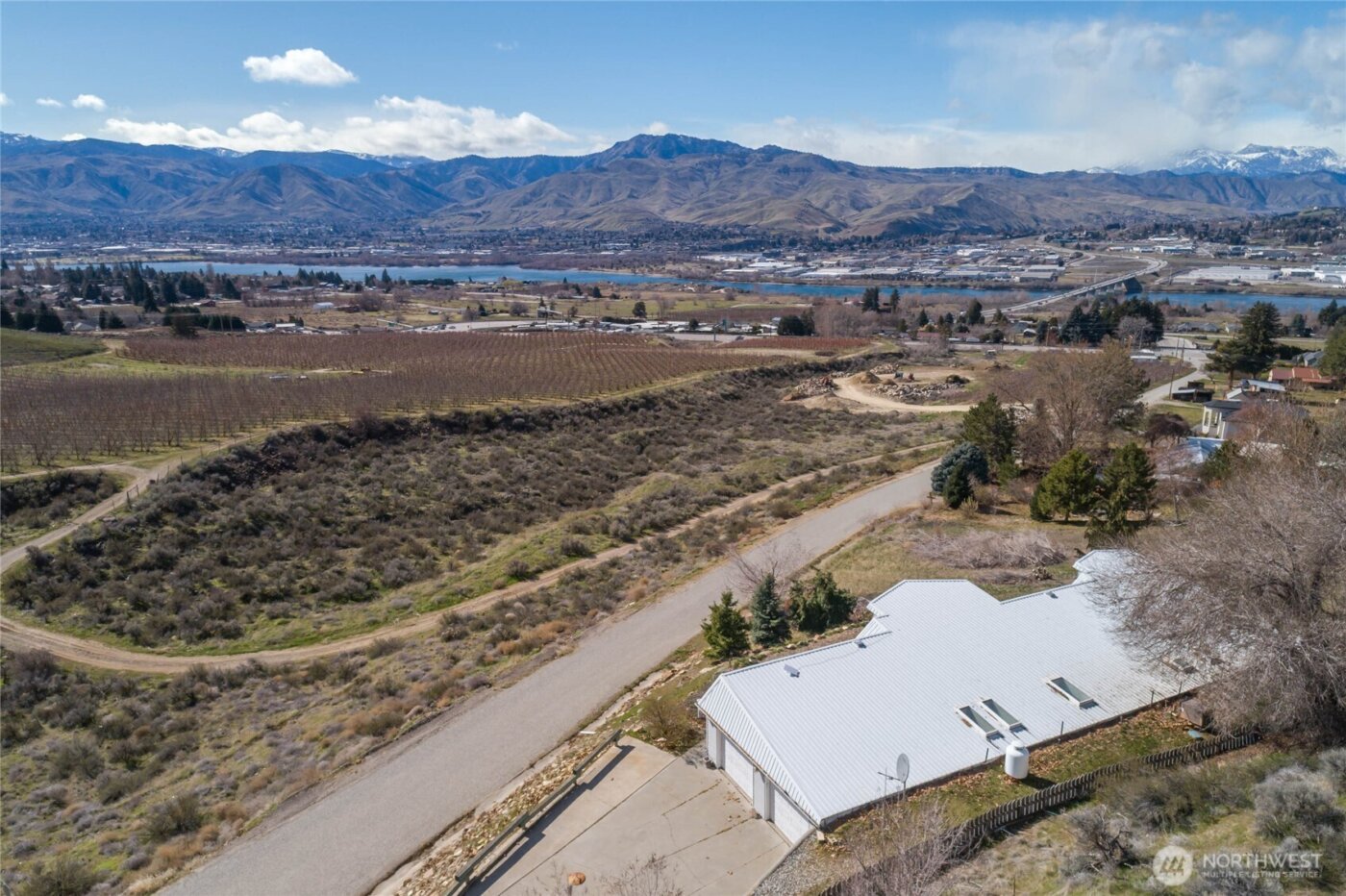 71 Blue Grade Road , East Wenatchee, WA 98802
