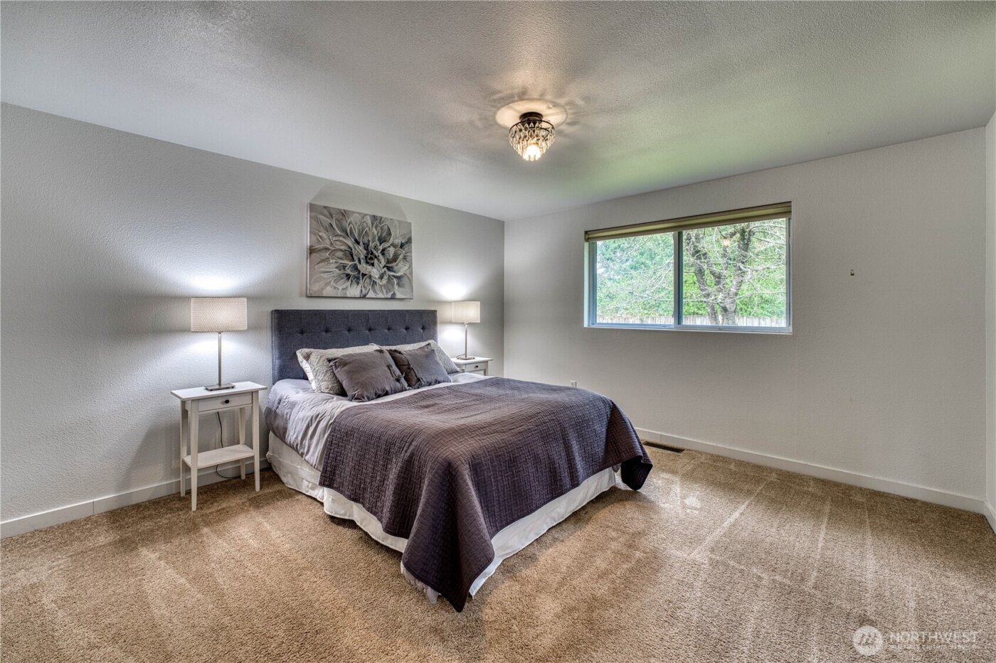 7048 NE Treemont Court , Bremerton, WA 98311