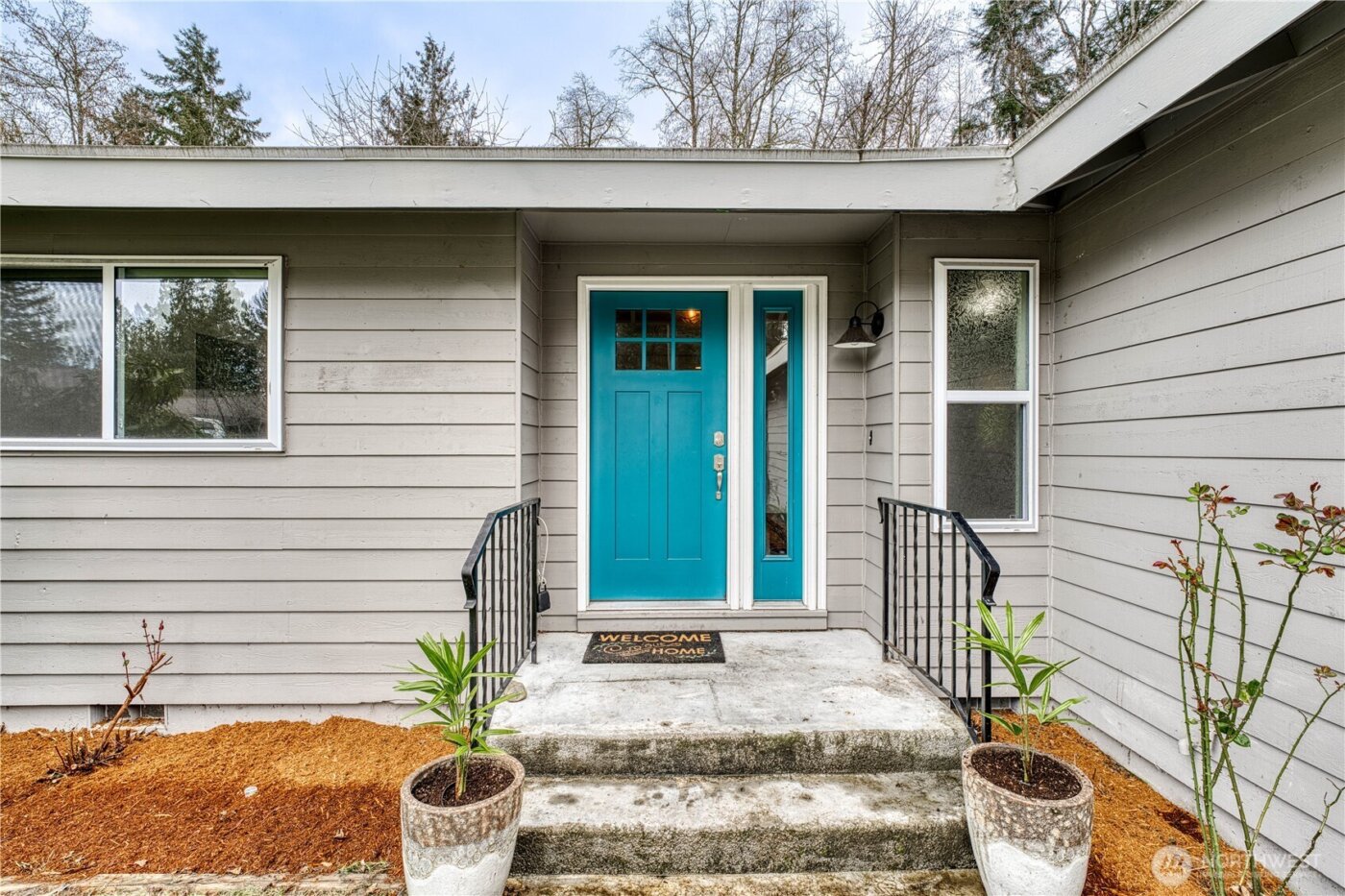 7048 NE Treemont Court , Bremerton, WA 98311