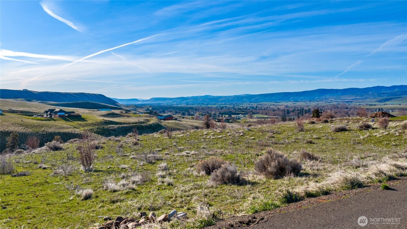 8 Deer Valley Drive , Ellensburg, WA 98926