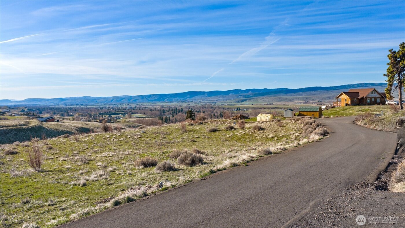 8 Deer Valley Drive , Ellensburg, WA 98926