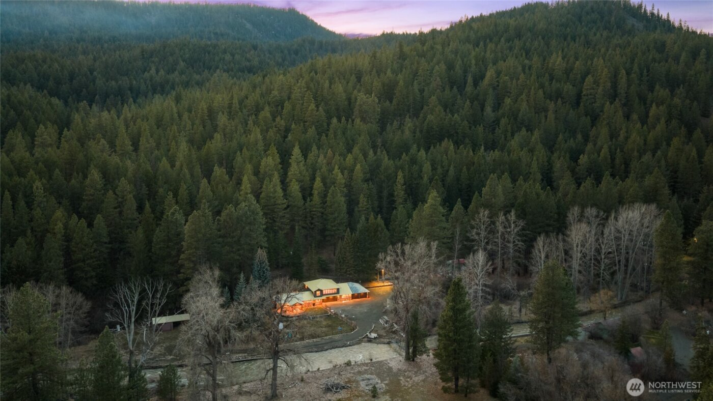 330 Swauk Creek Lane , Cle Elum, WA 98922