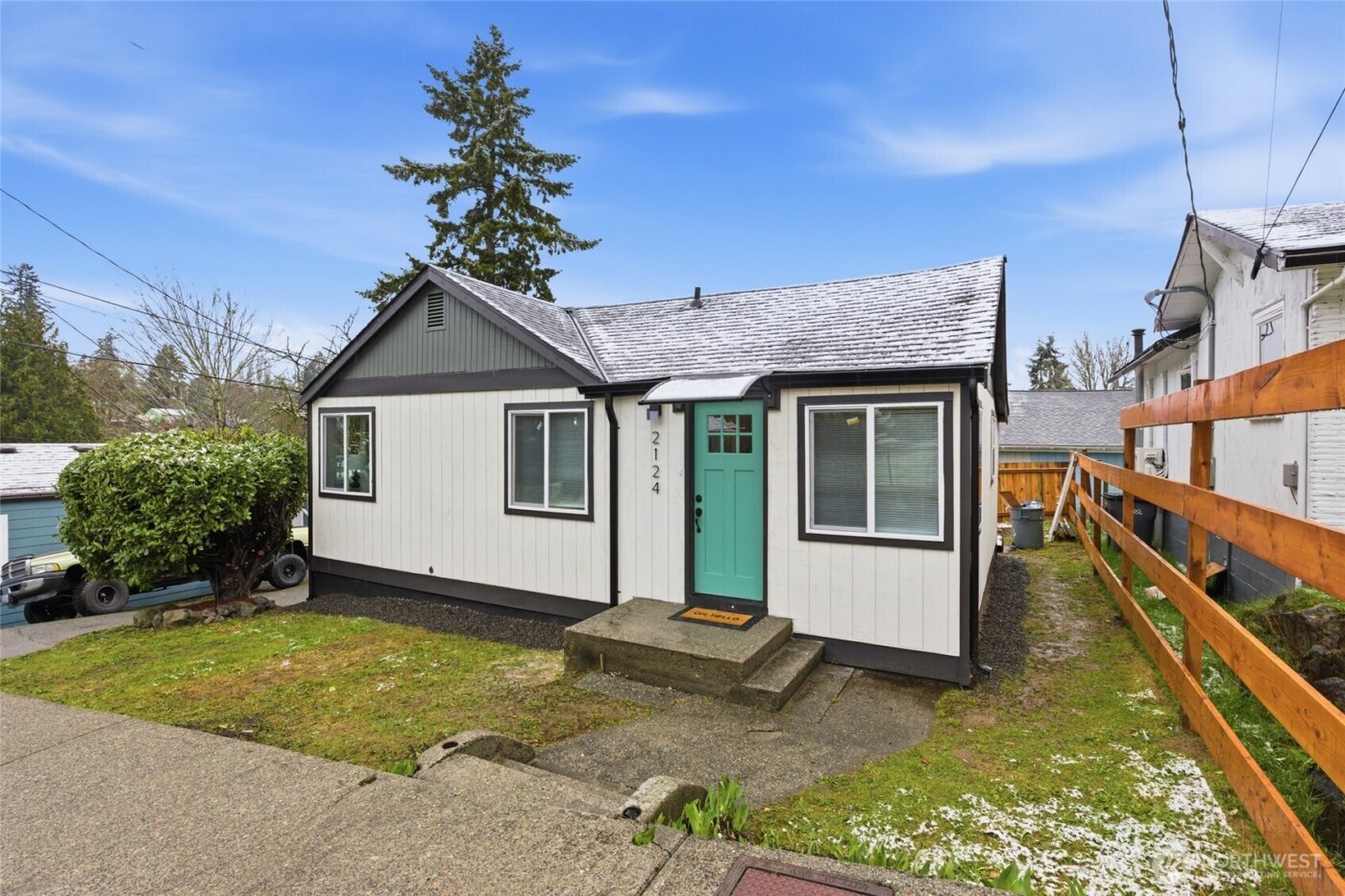 2124 15th Street , Bremerton, WA 98312