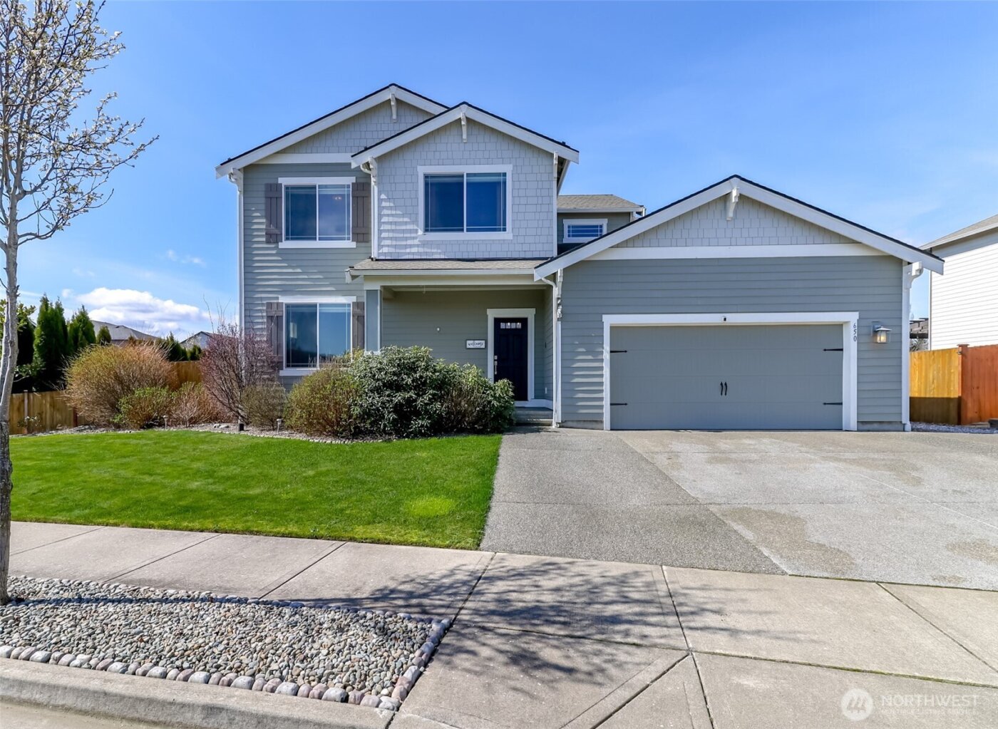 650 McKinley Street , Enumclaw, WA 98022
