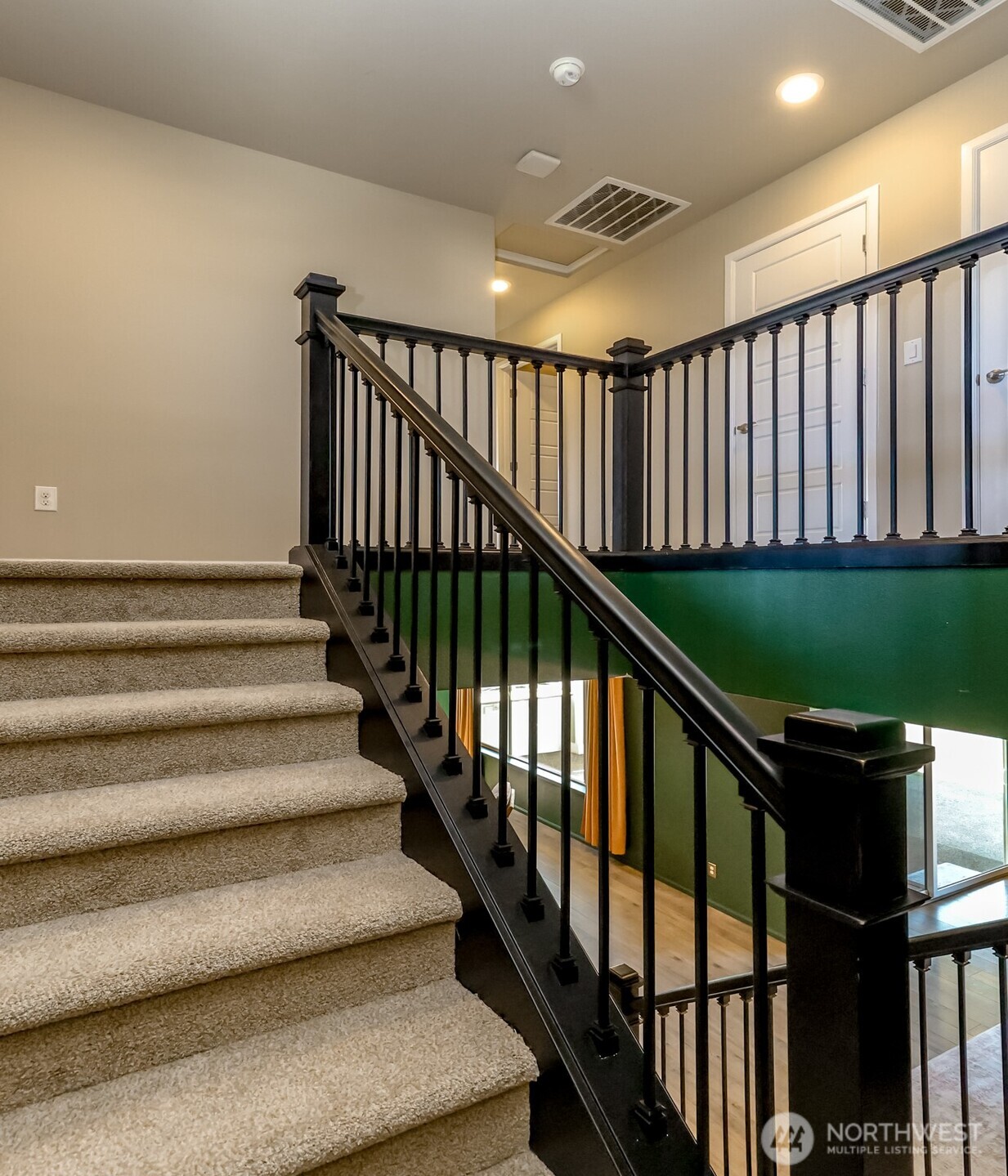 650 McKinley Street , Enumclaw, WA 98022