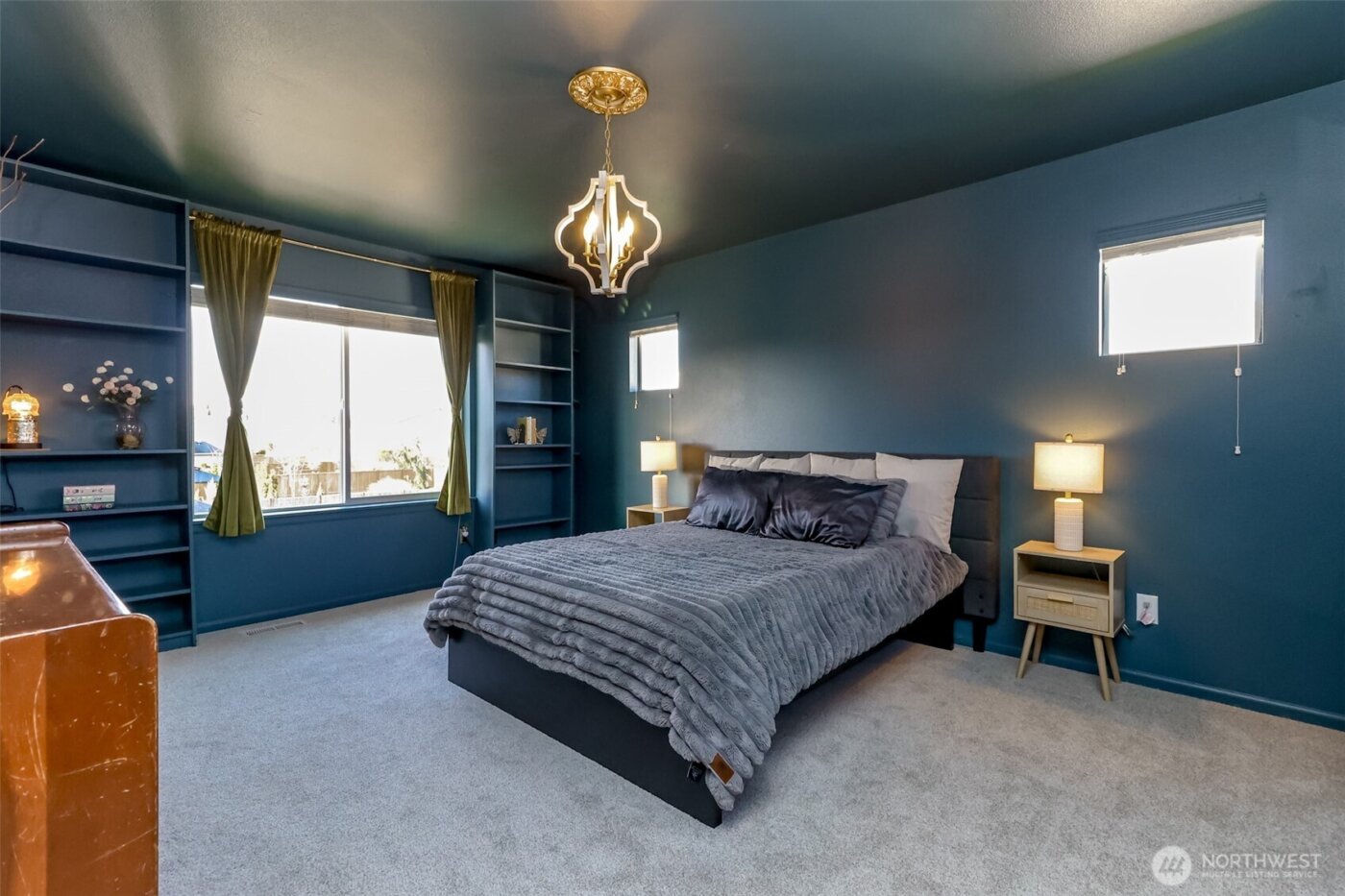 650 McKinley Street , Enumclaw, WA 98022