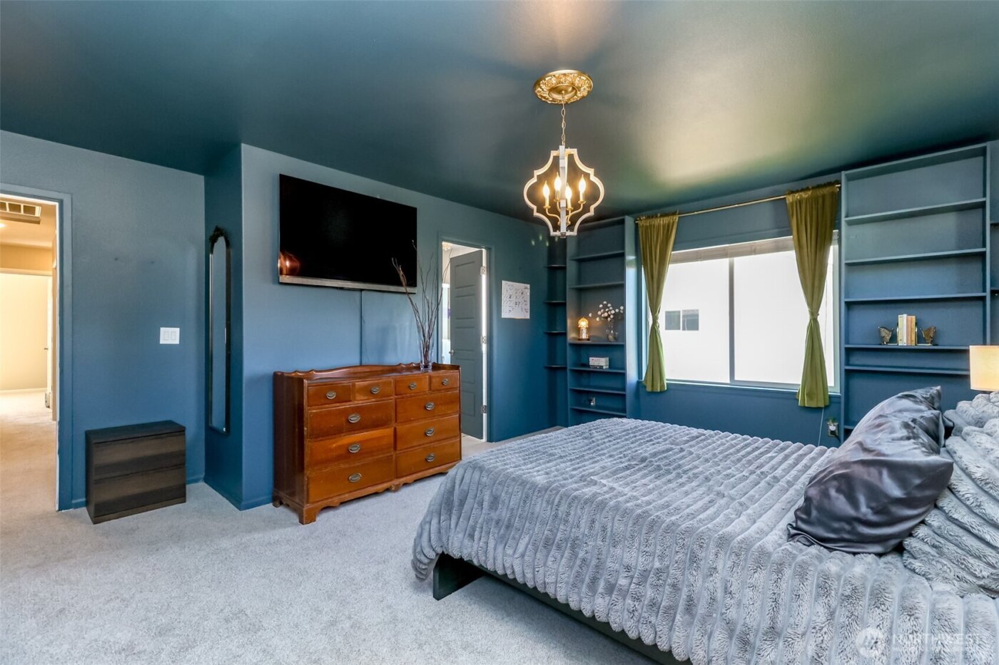 650 McKinley Street , Enumclaw, WA 98022