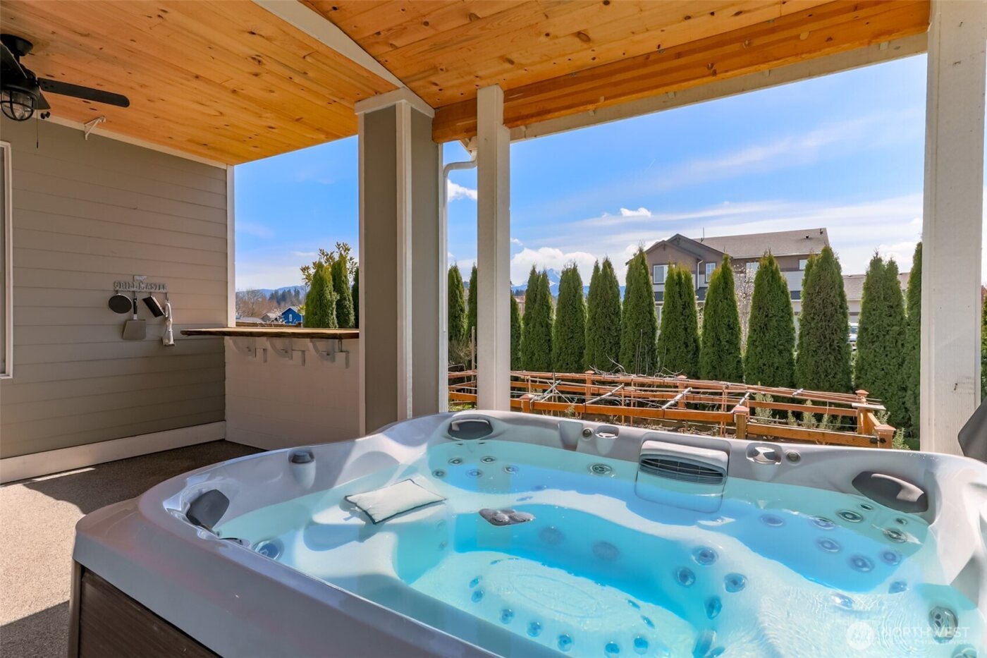 650 McKinley Street , Enumclaw, WA 98022