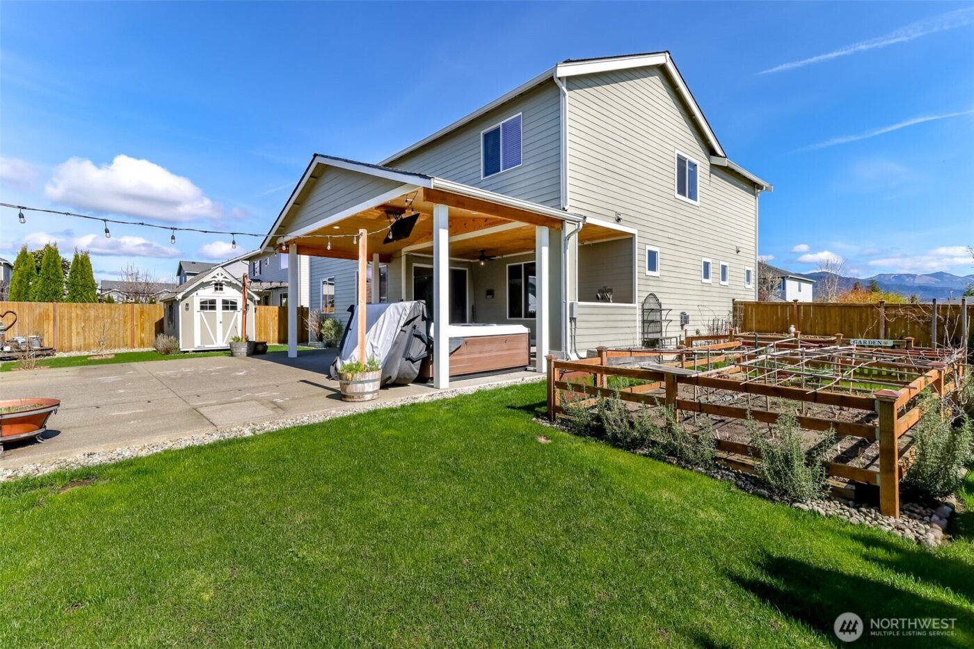 650 McKinley Street , Enumclaw, WA 98022