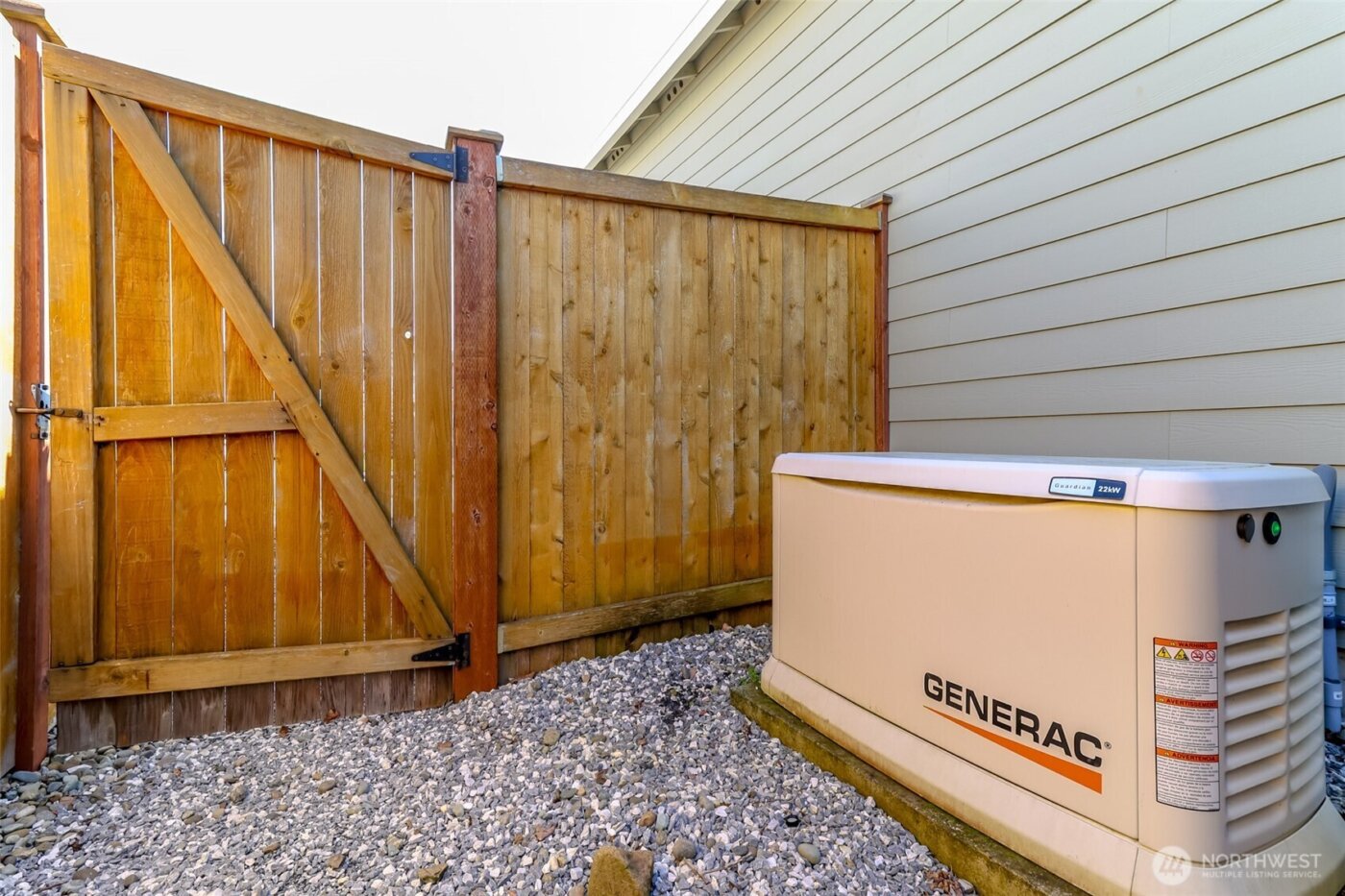 650 McKinley Street , Enumclaw, WA 98022