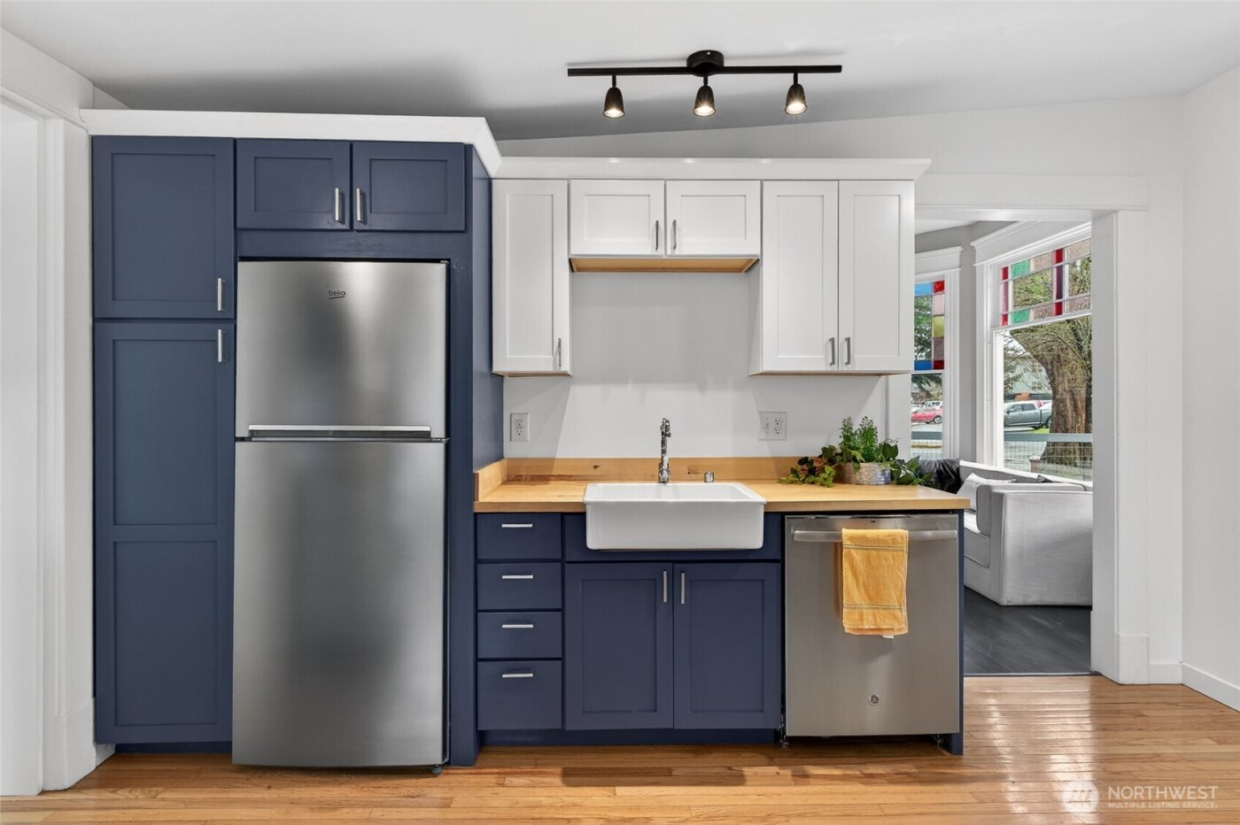 1310 Ellsworth Street , Bellingham, WA 98225