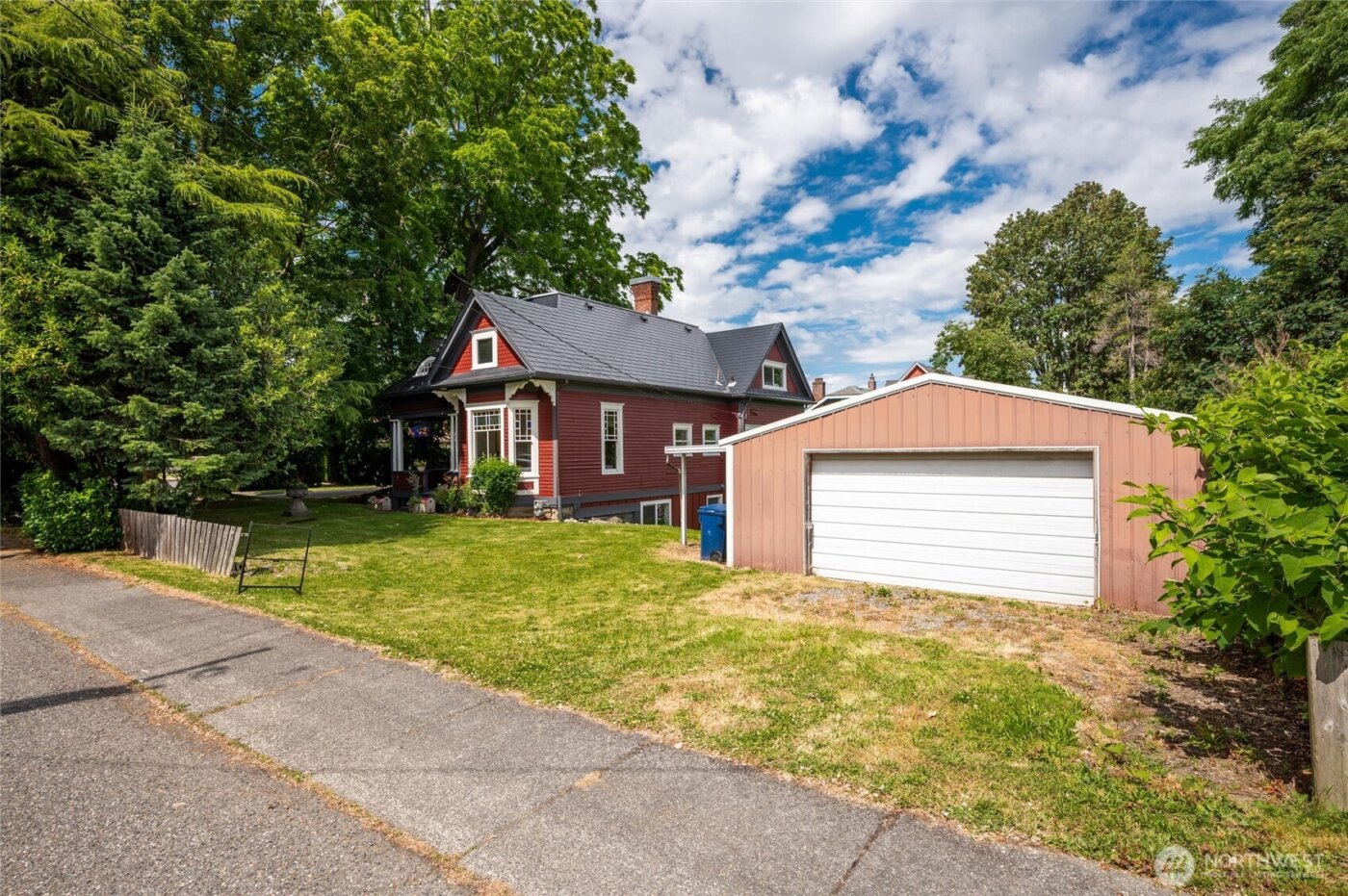 1310 Ellsworth Street , Bellingham, WA 98225