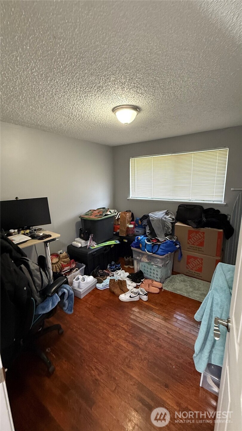 17123 E 6th Avenue Ct , Spanaway, WA 98387