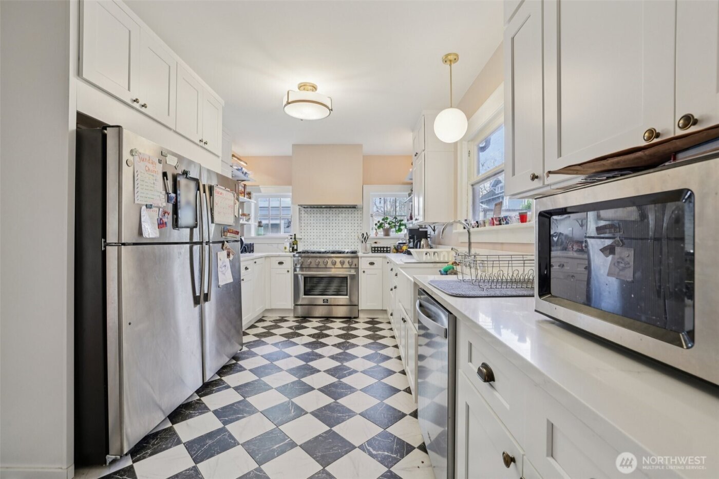 5230 16th Avenue NE, Seattle, WA 98105