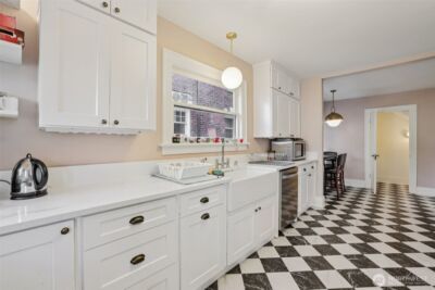 5230 16th Avenue NE, Seattle, WA 98105 - Photo 8