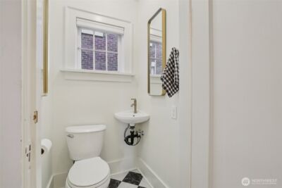 5230 16th Avenue NE, Seattle, WA 98105 - Photo 9