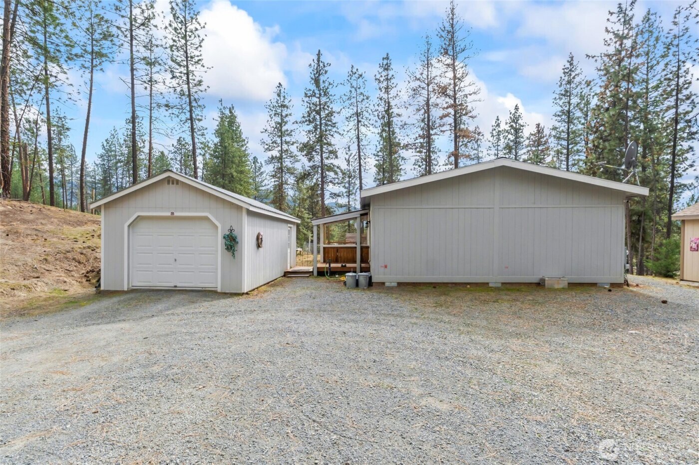 1477 D College Lane , Kettle Falls, WA 99141