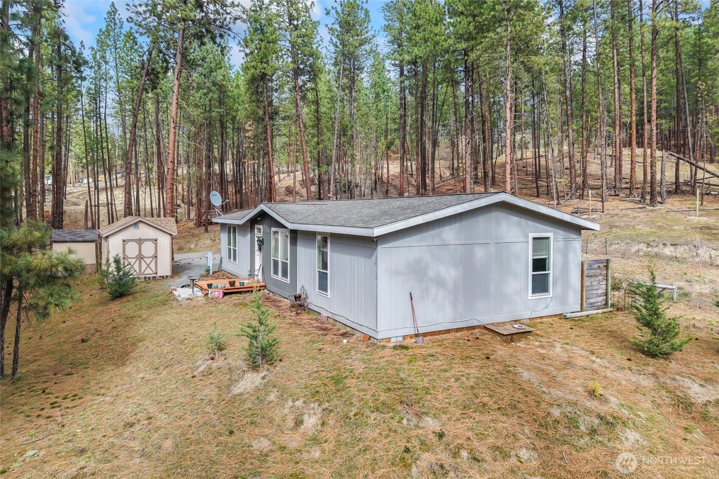 1477 D College Lane , Kettle Falls, WA 99141