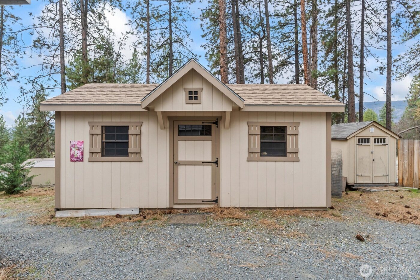1477 D College Lane , Kettle Falls, WA 99141
