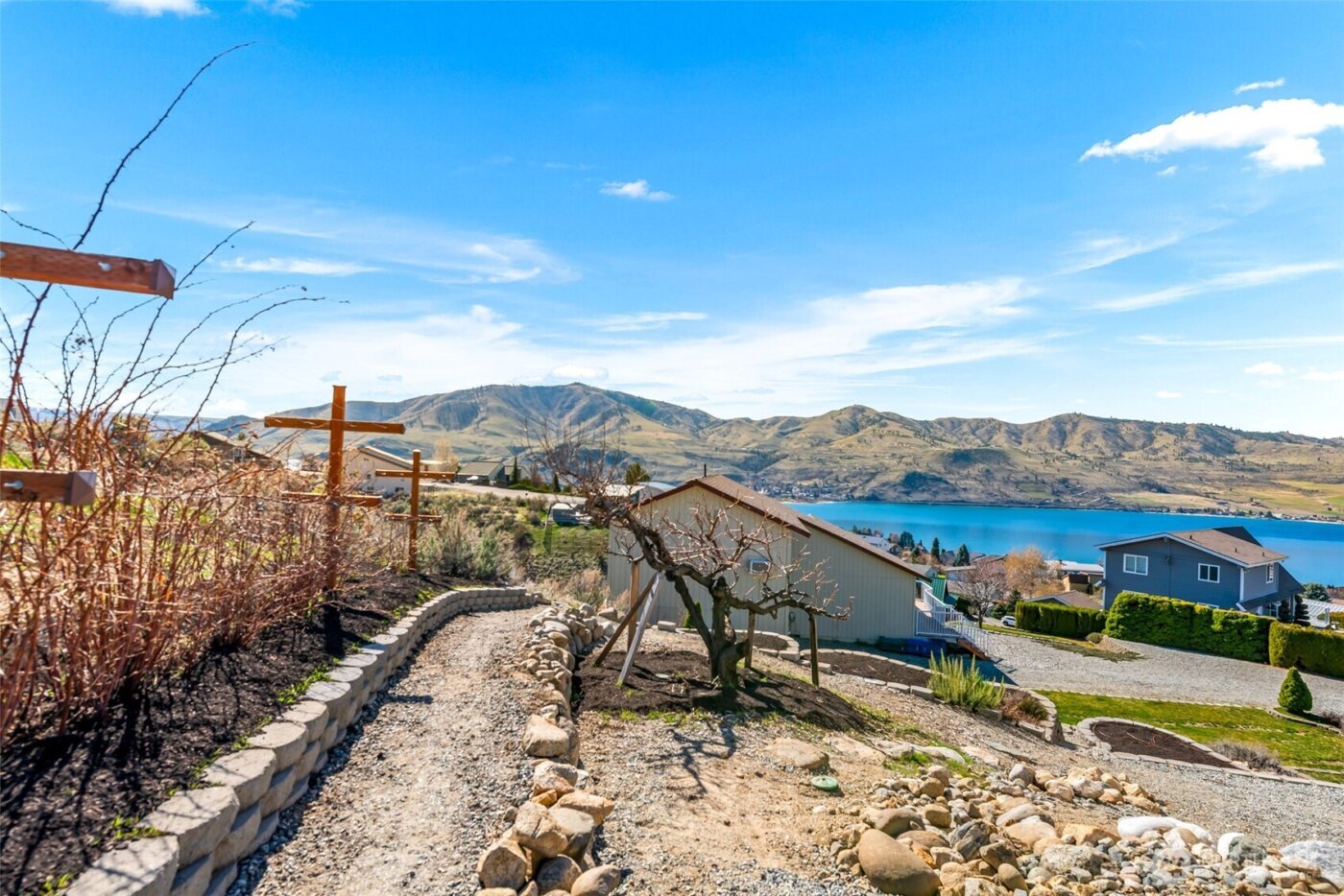 204 Stehekin Way , Chelan, WA 98816