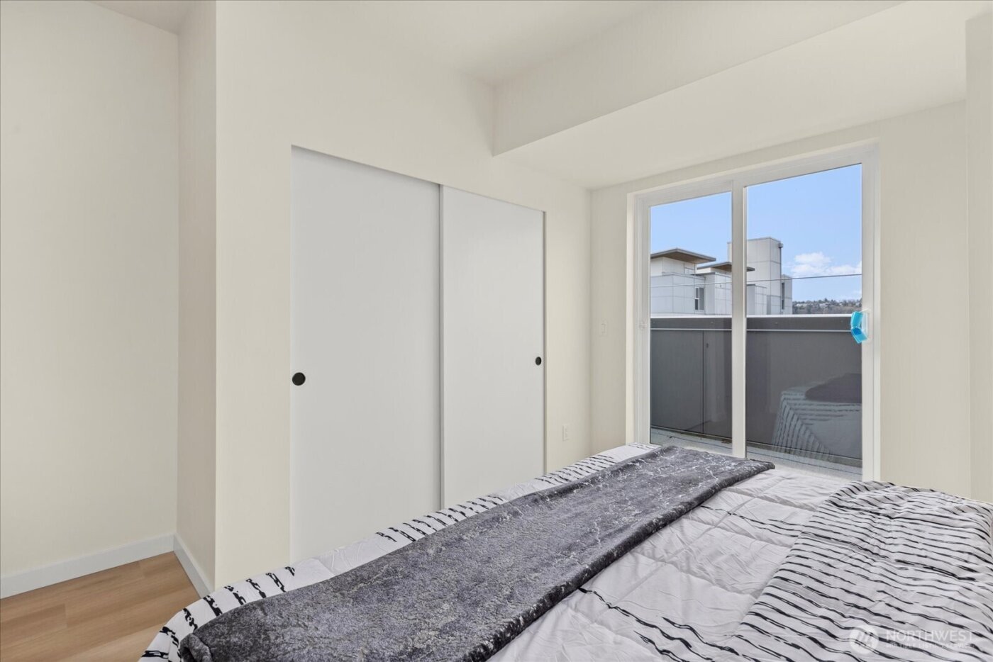 2372 Franklin Avenue E, Seattle, WA 98102