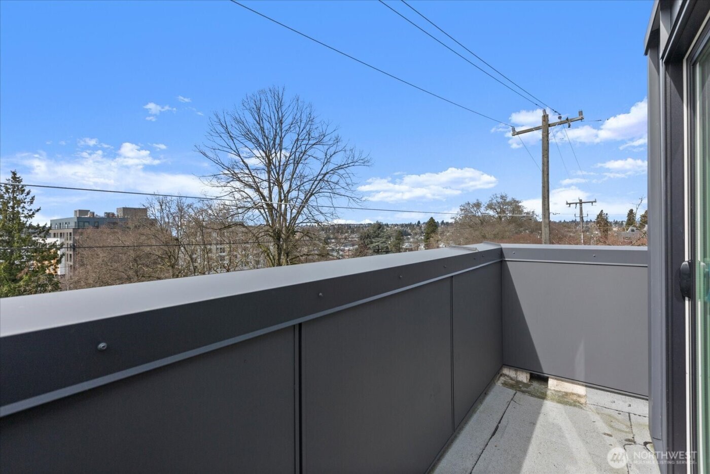 2374 Franklin Avenue E, Seattle, WA 98102